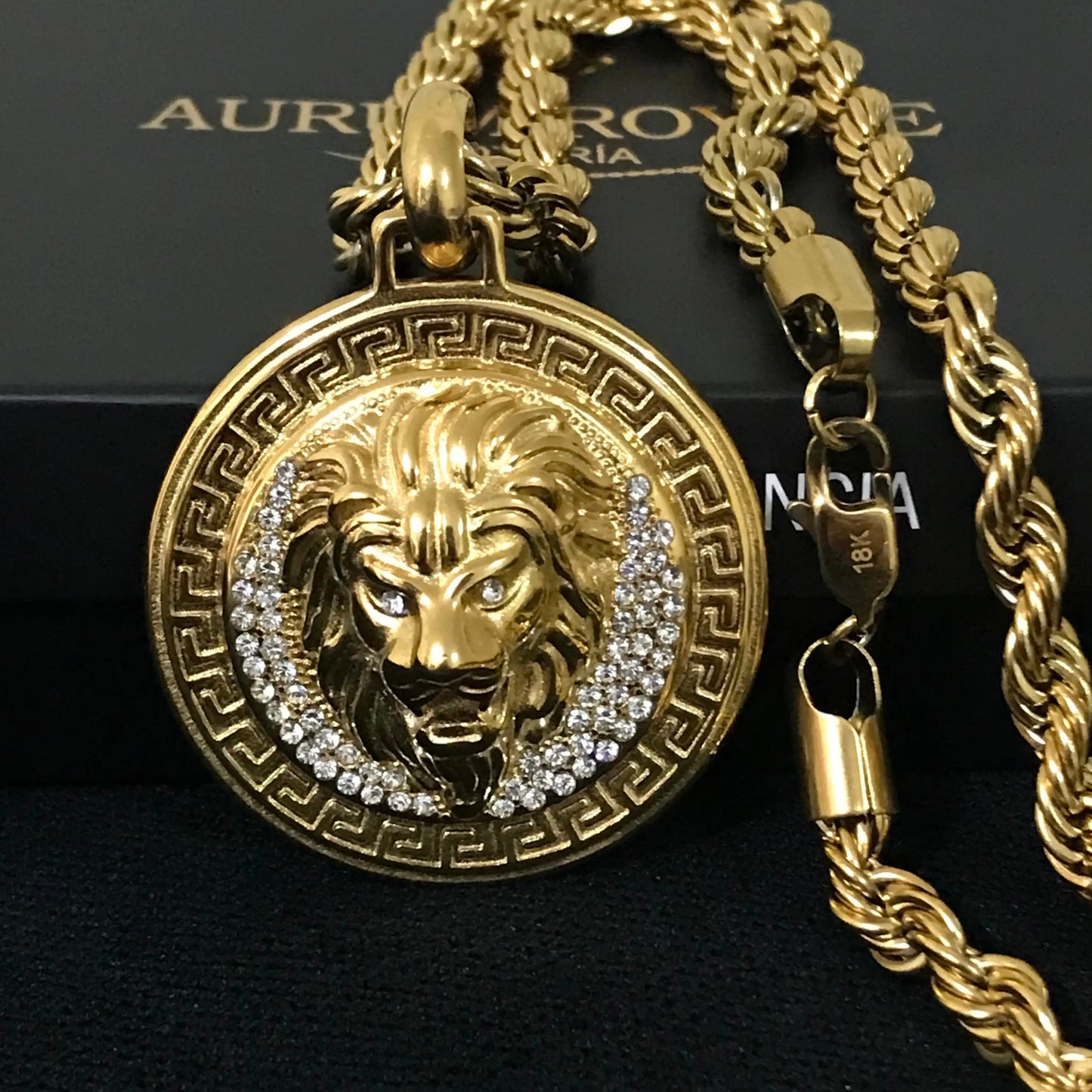 Cadena Lazo + dije León ¡SOLO HOY!