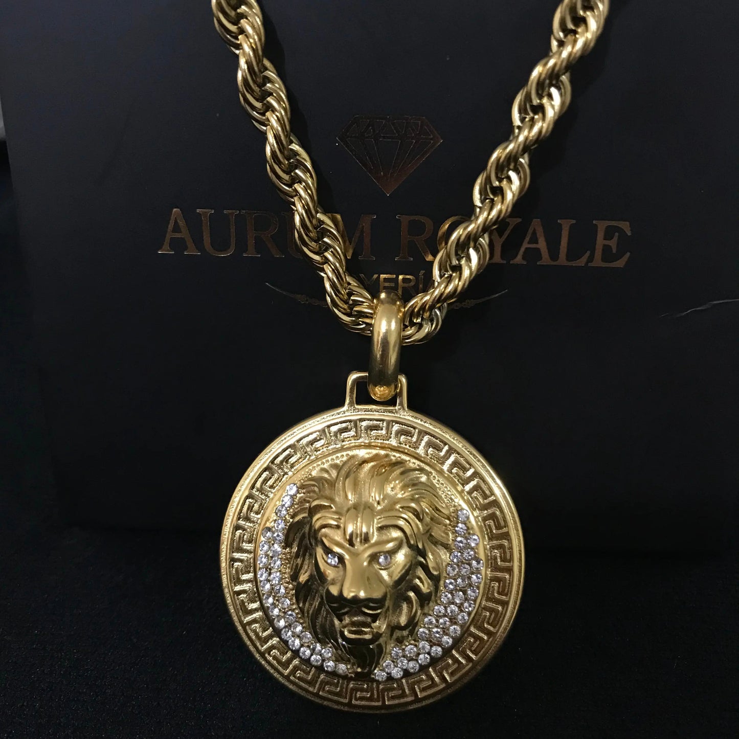 Cadena Lazo + dije León ¡SOLO HOY!