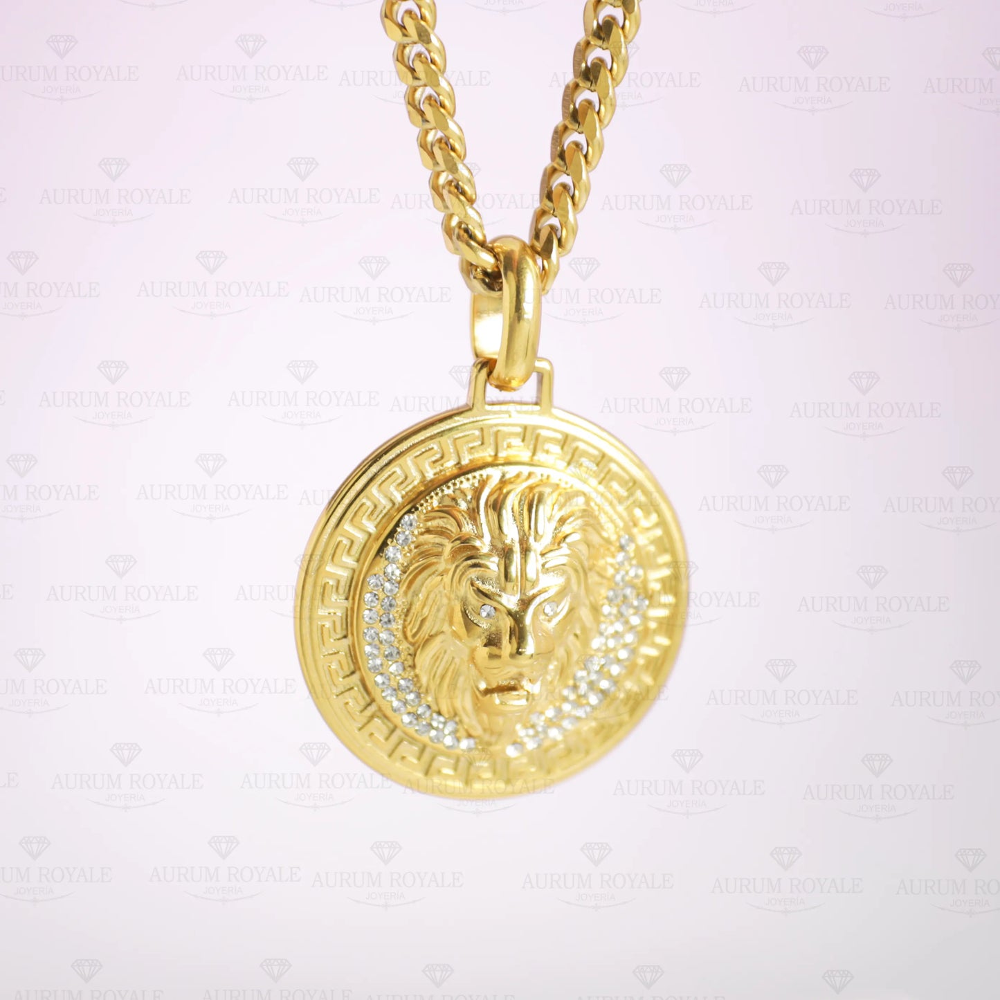dije león oro laminado