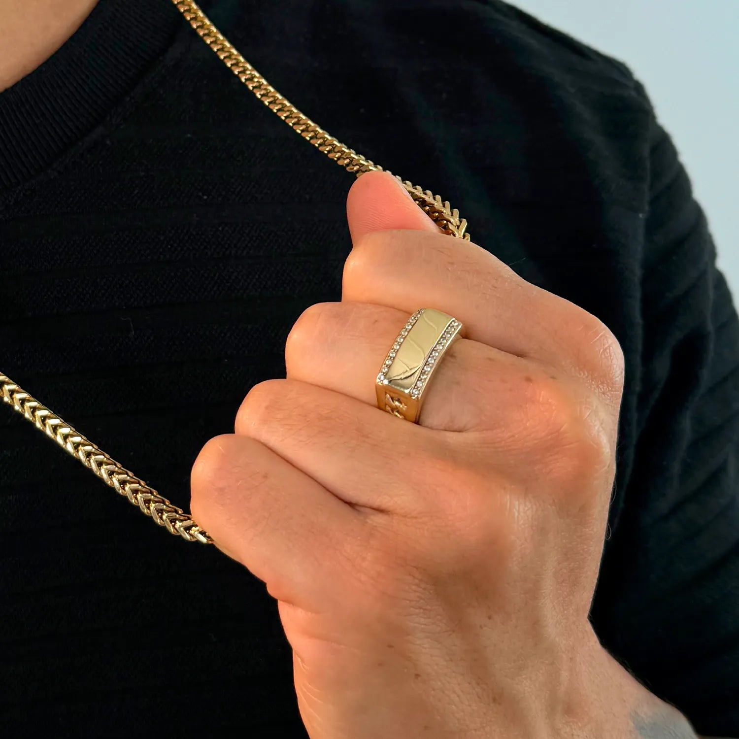 anillo apolo hombre en oro laminado 18k