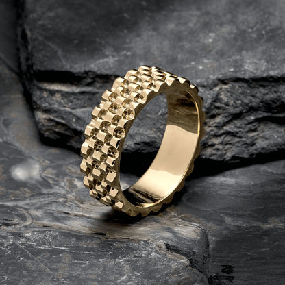 anillo titan oro lamiando 18k
