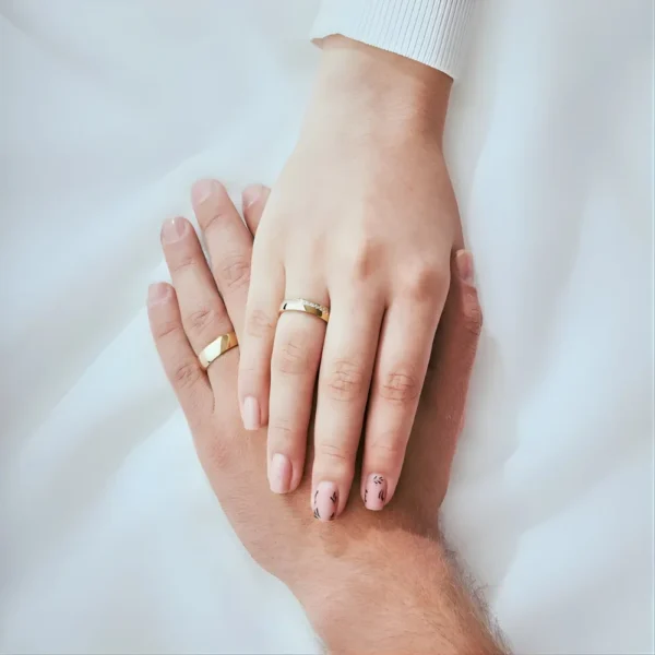 Argollas de matrimonio Greta en oro laminado colombia
