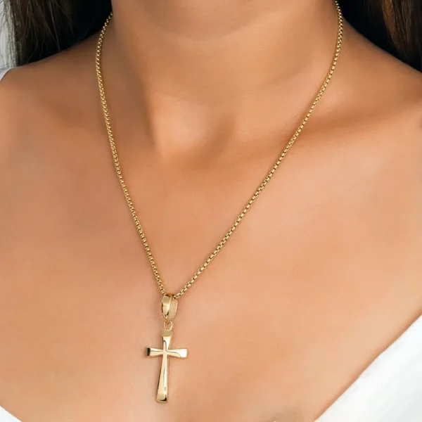 Dije cruz lisa en oro laminado 18k