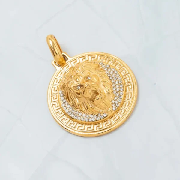 dije león en laminado 18k