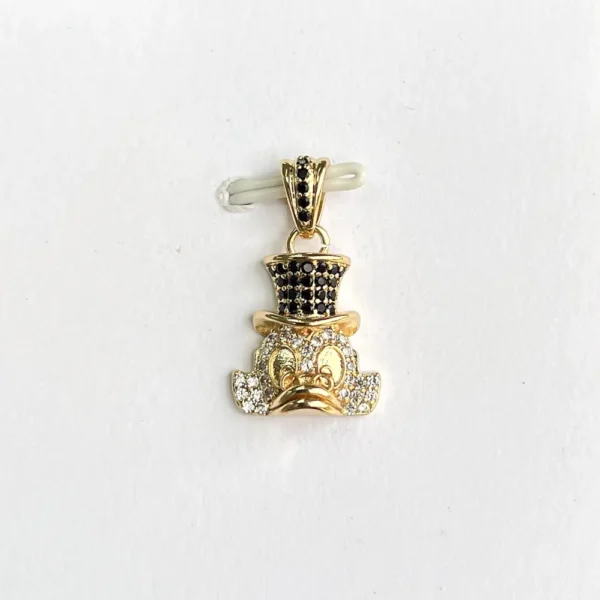 Dije pato en oro laminado 18K con piedras decorativas