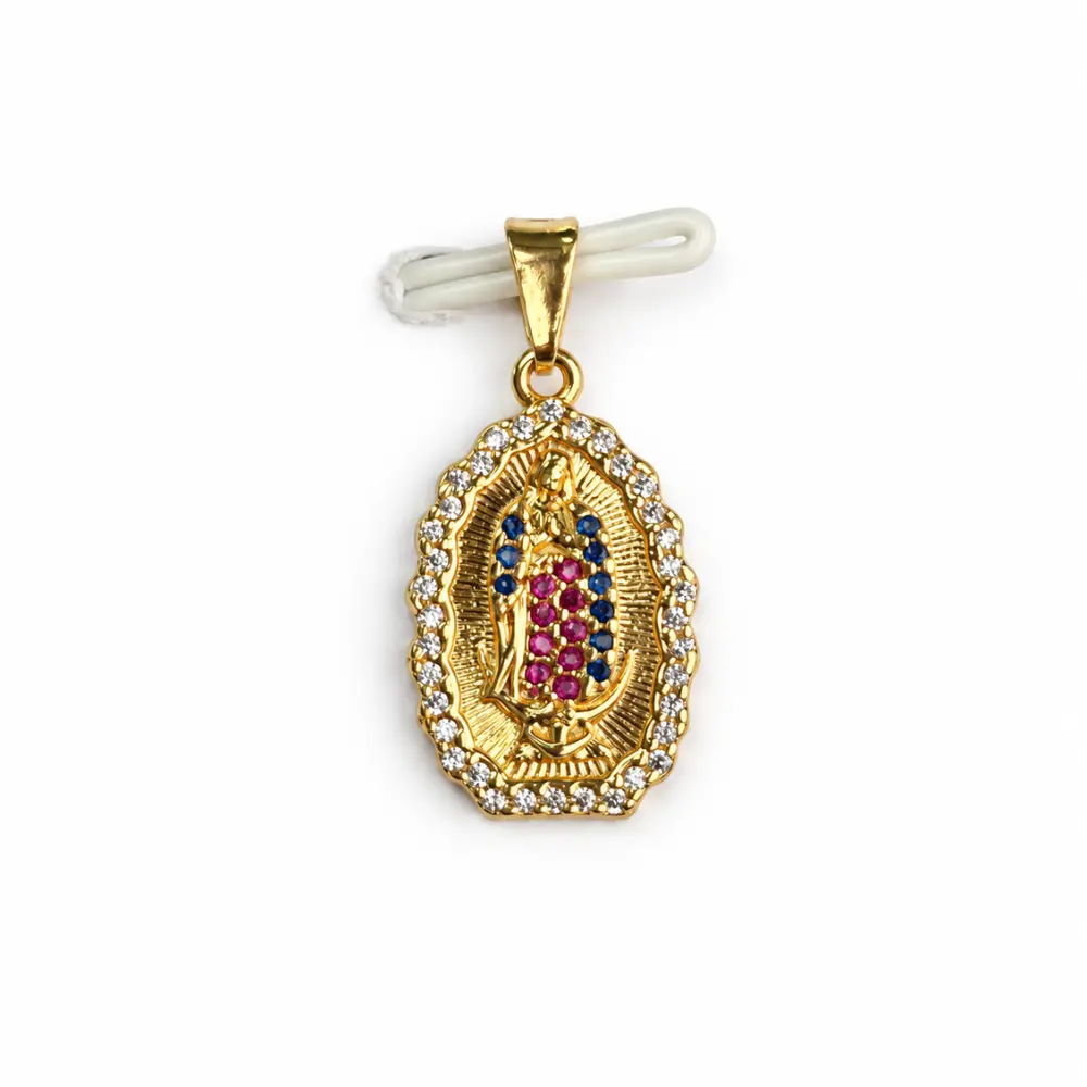 Dije Virgen de Guadalupe en oro laminado con detalles de Circones